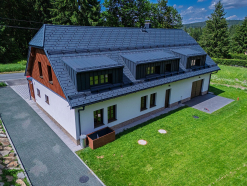 Zobrazit » Rodinný dům Hůrka